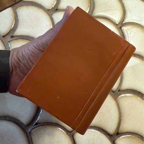 Nutcrackerer Ballet Ceramic Hinged Book Snow Globe 3D Handcrafted for Silvestri - Picture 10 of 10